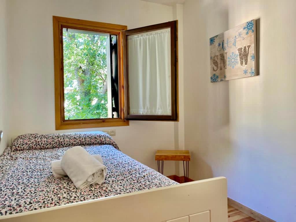 Bpirineos-La Casita Del Rebeco Apartment Benasque Luaran gambar